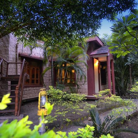 Отель Pench Jungle Camp Khawasa Номер фото