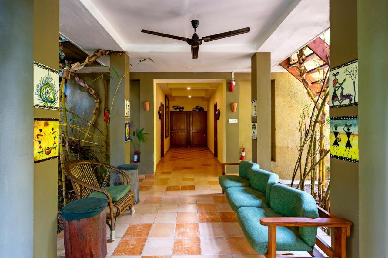 Отель Pench Jungle Camp Khawasa Экстерьер фото