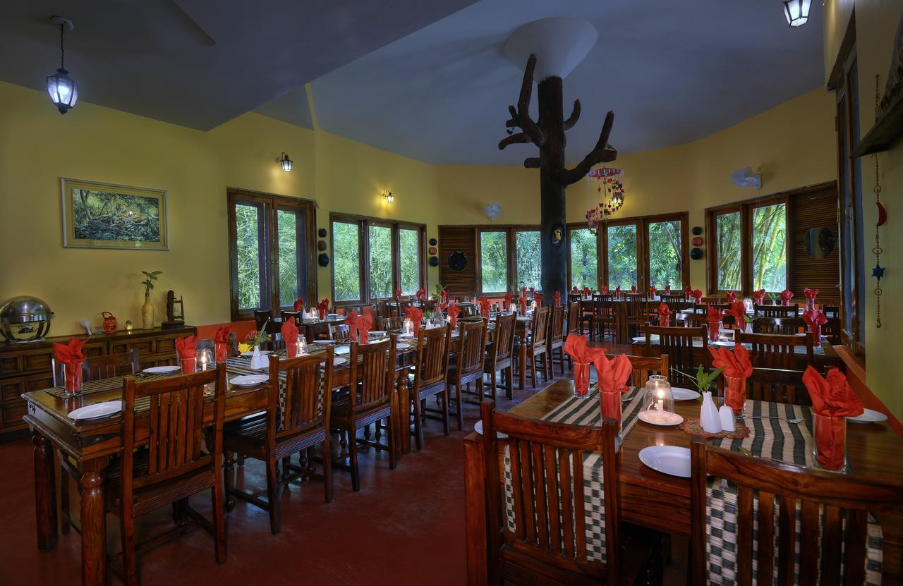 Отель Pench Jungle Camp Khawasa Экстерьер фото