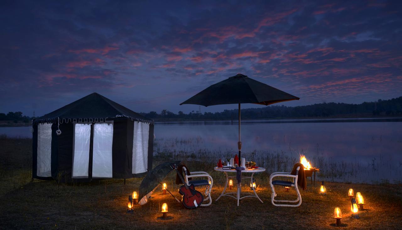 Отель Pench Jungle Camp Khawasa Экстерьер фото