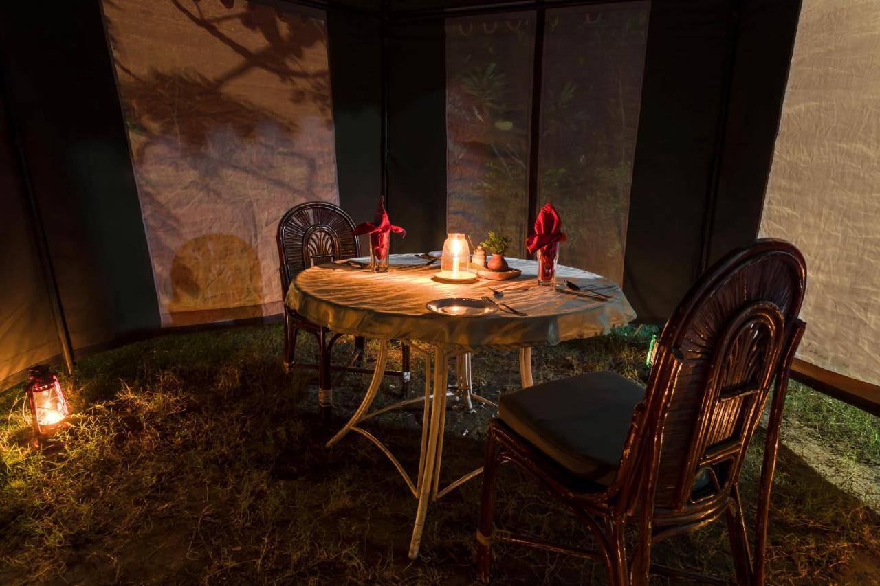 Отель Pench Jungle Camp Khawasa Экстерьер фото