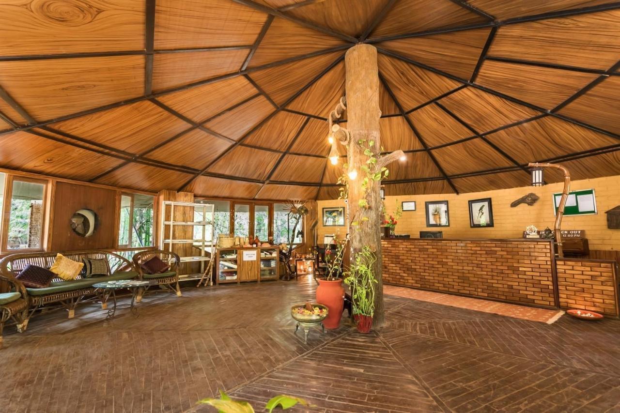 Отель Pench Jungle Camp Khawasa Экстерьер фото