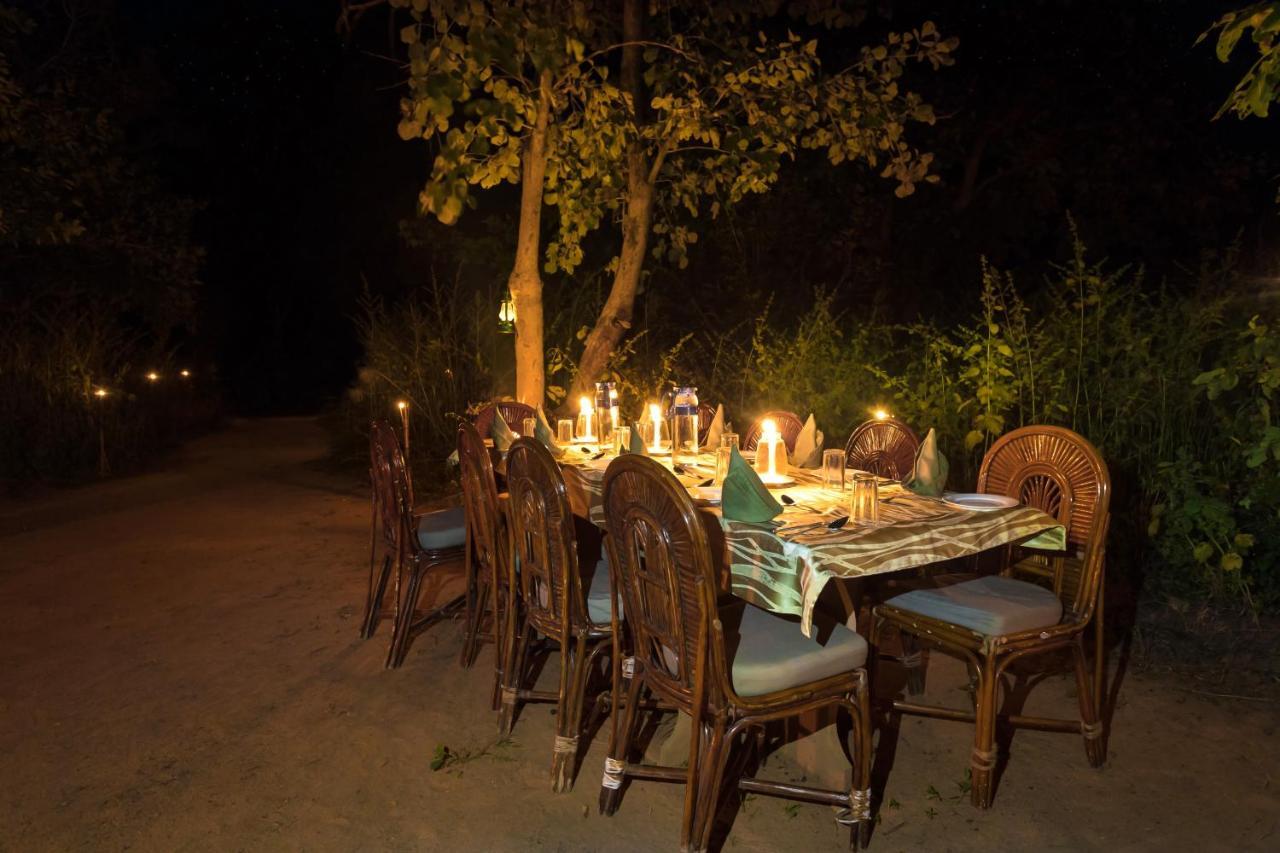 Отель Pench Jungle Camp Khawasa Экстерьер фото